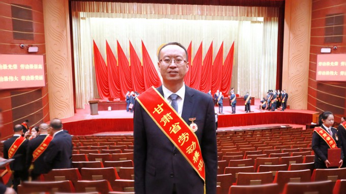 讓奮斗成為青春底色,為隴原水利繪就藍(lán)圖 | 記甘肅省勞動(dòng)模范李長春