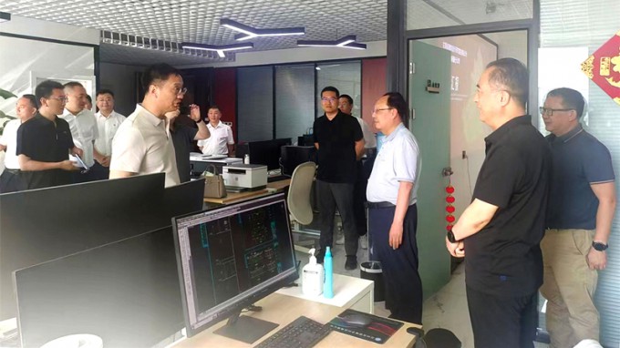 張佩峰一行調研省建筑設計院新疆分公司、省水電設計院新疆分公司